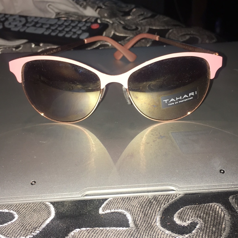 Ellie Tahari Women’s Th704 Ox Cateye Sunglasses